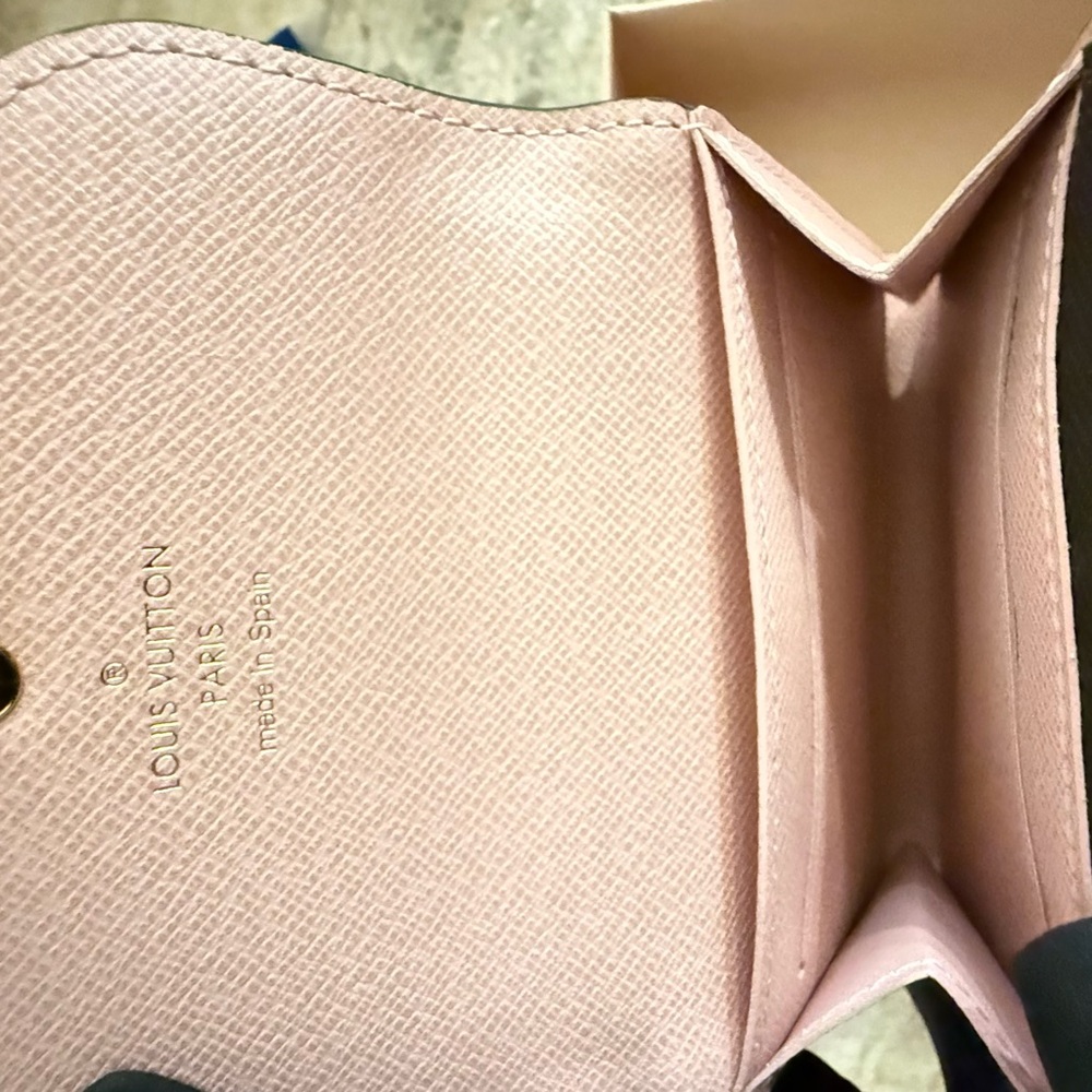 Louis Vuitton Rosalie Coin Purse - Picture 6 of 11